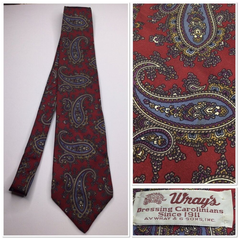 Vintage Wrays Dress Tie Red Paisley Pattern 100% Silk USA Made Preppy